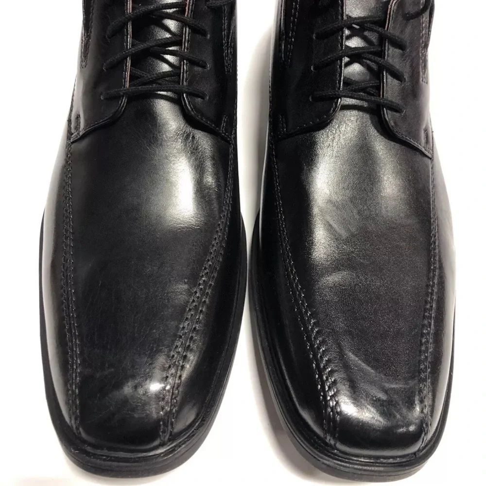 Clark’s Men’s Tilden Walk Black Oxford Shoes, Size 11 M